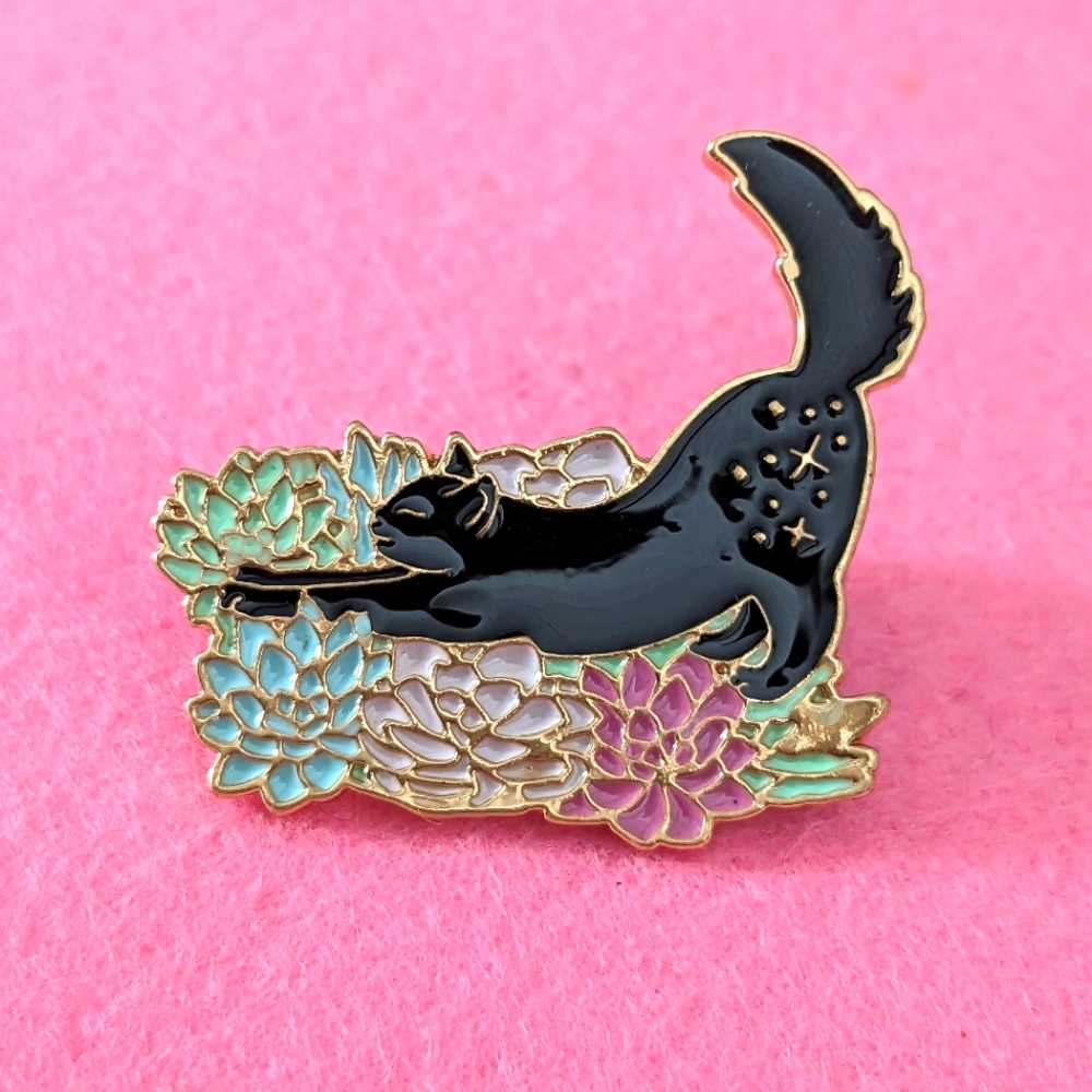 Garden Kitty Pin - Back Cat